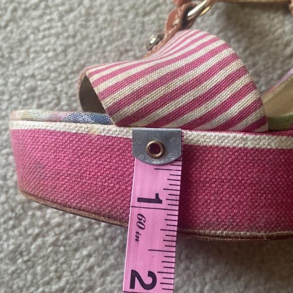Coach Barbie/Candy Stripe Wedges 🩷 - Picture 14 of 16